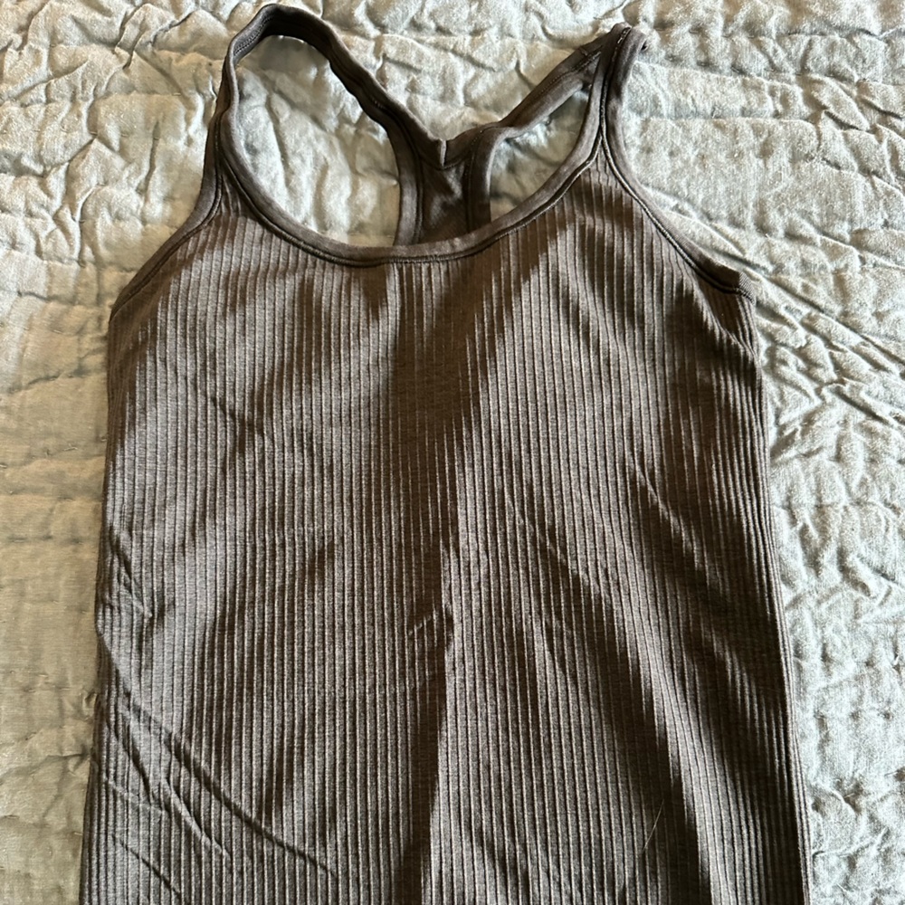 Lulu Lemon rubbed yoga tank; size 6 gray with shelf bra and inserts